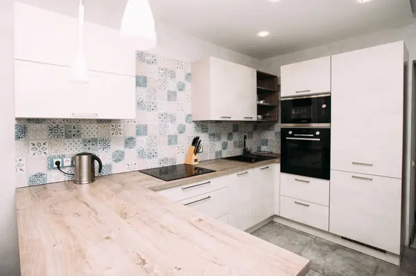 Белый бетон - Дуб Хафельланд