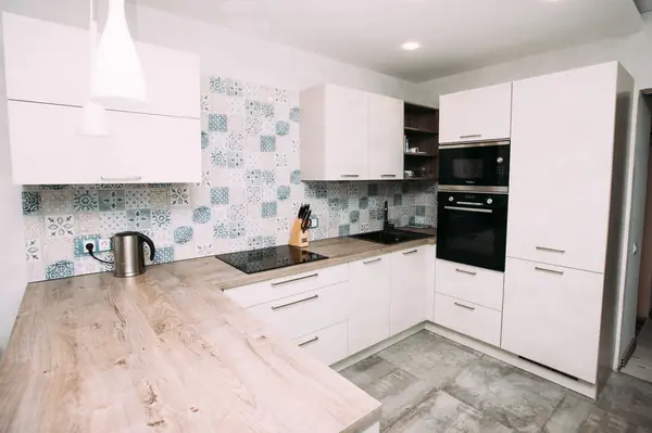 Белый бетон - Дуб Хафельланд