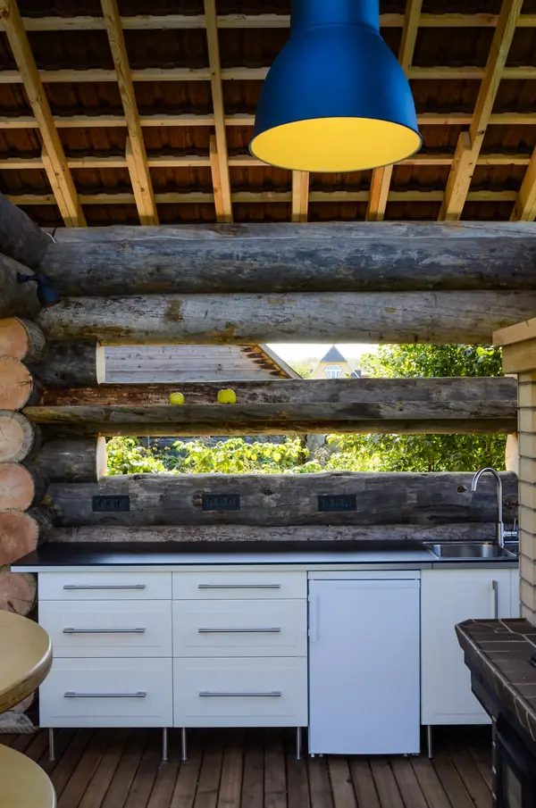 Избушка на опушке