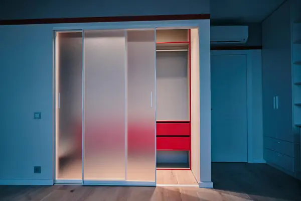 Видео: raumplus в интерьере квартиры на Каховке