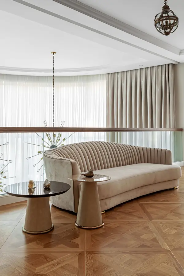 Строительство дома и отделочные работы. Дом на Новой Риге. 700 кв.м.