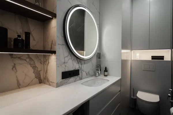 Просторная квартира в серых цветах