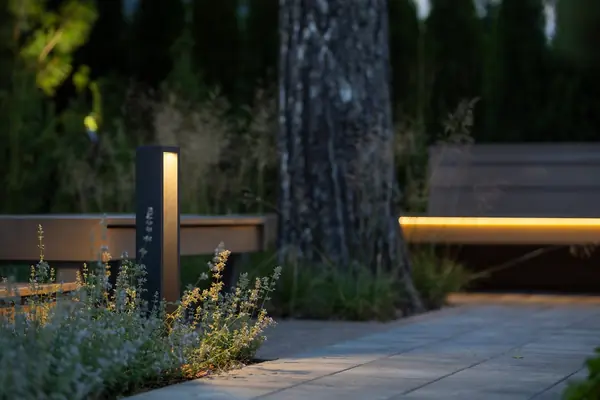 Освещение участка в таунхаусе Park Fonte