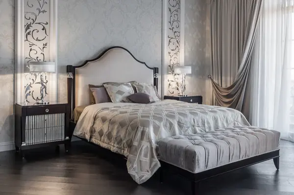 ДОМ НА ХОЛМЕ