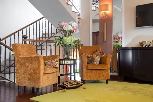 Столовая с элементами АРДЕКО