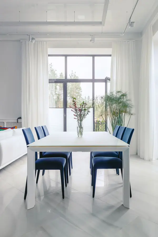 Частный дом в пригороде