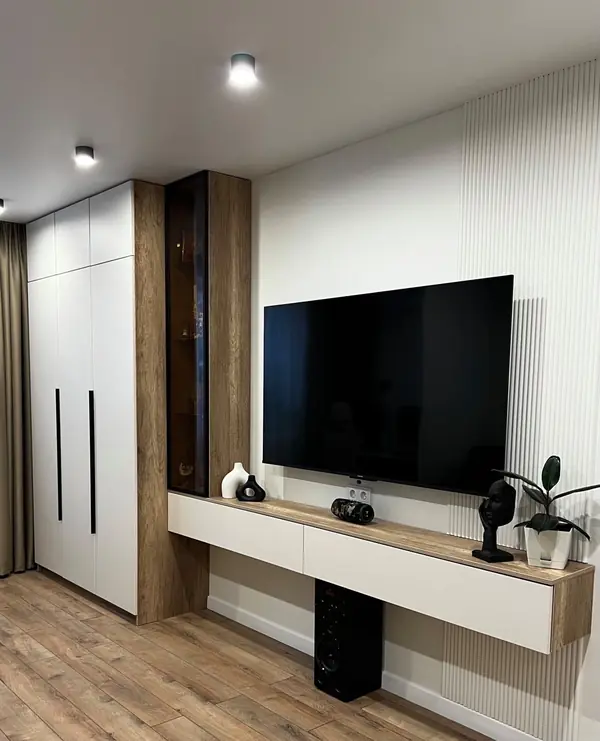 Трехкомнатная квартира в с природными оттенками