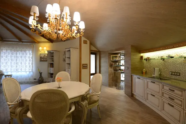 Круглый дом