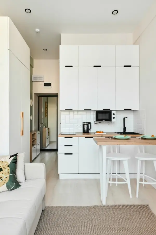 Октябрьский 403