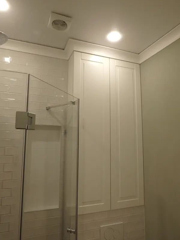 Счастье на Мичуринском - отделка санузла с душевой кабиной в новостройке