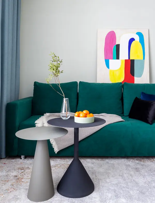 Квартира для молодой девушки