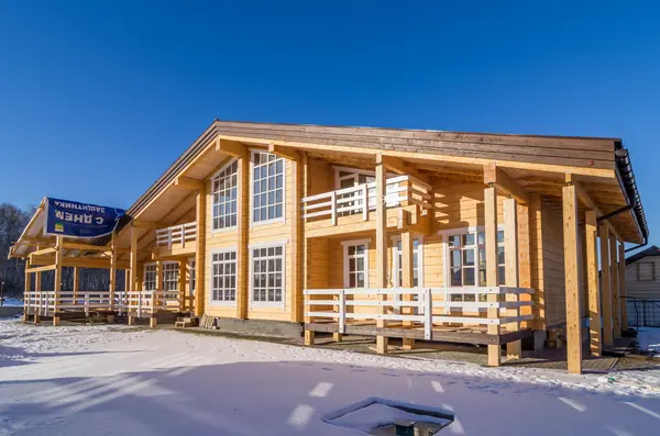 Жилой дом в п. Лесной остров