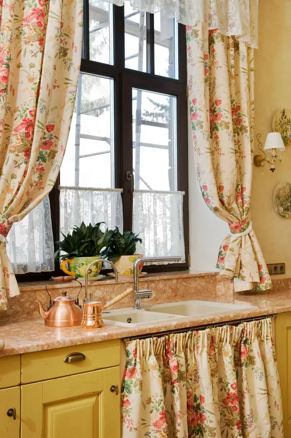 Кухня (оформление текстилем от Fabrin)