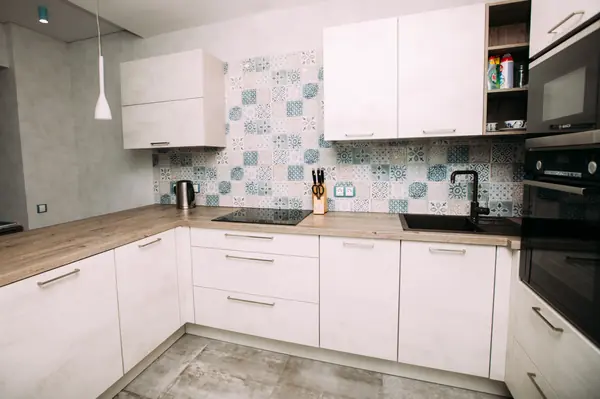 Белый бетон - Дуб Хафельланд