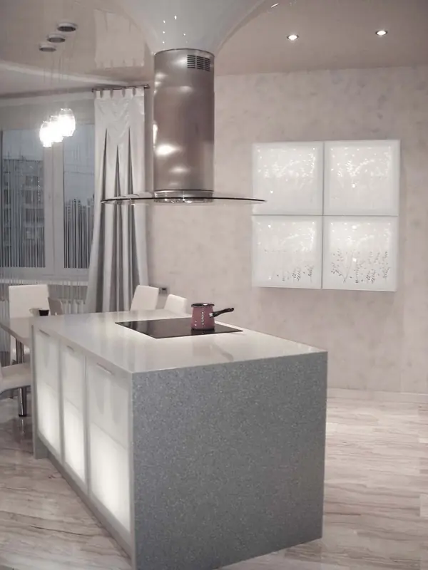 Трехкомнатная квартира на Маршала Жукова