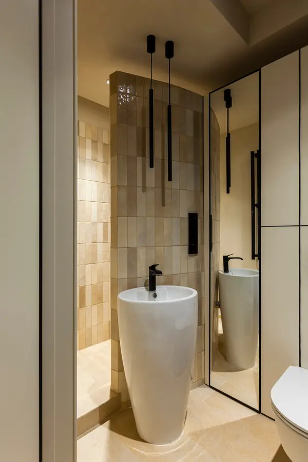 Добрая квартира - интерьер 49м² в доме XIX века