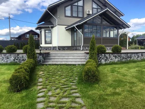 Ландшафтный дизайн сада в поселке "Олимп"