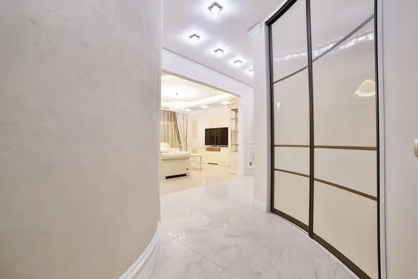 Ремонт четырёхкомнатной квартиры 150 кв.м в стиле неоклассика