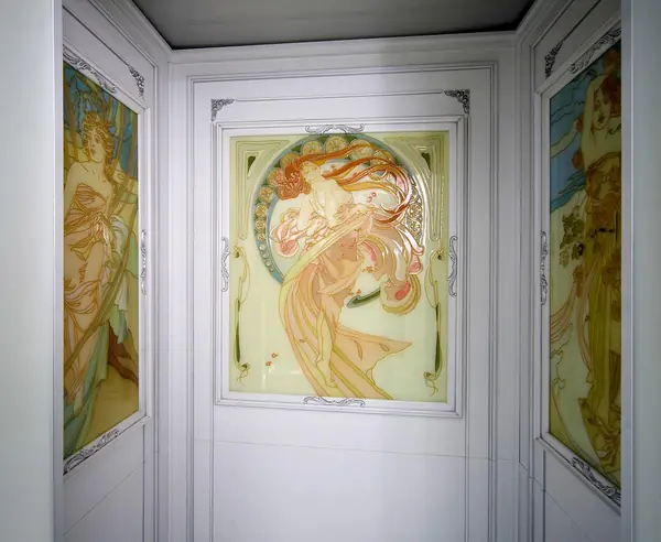 Жилая квартира. г. Киев "Квартира с фишкой"