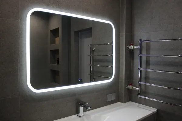 Четырехкомнатная в центре под ключ по дизайн-проекту