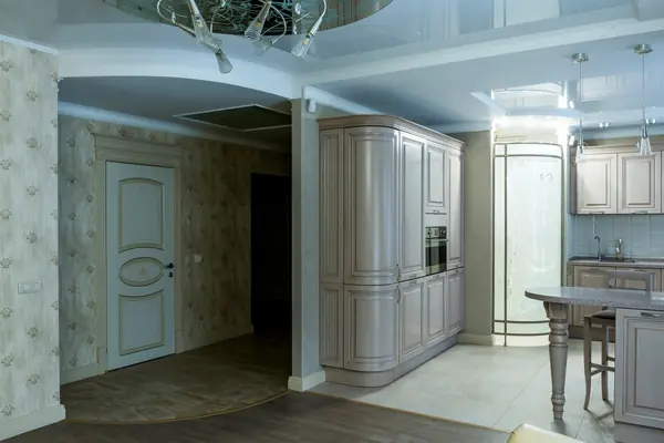 Двухкомнатная квартира в классическом стиле.