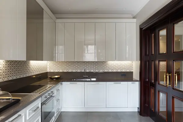 Апартаменты в Москве, Фрунзенская набережная.