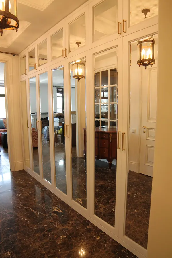 Встроенные шкафы