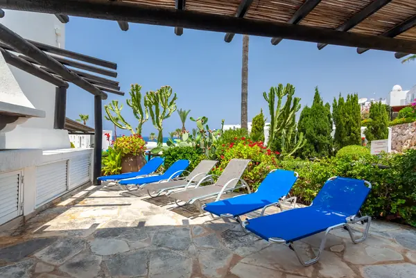 Cozy villa margo by the sea