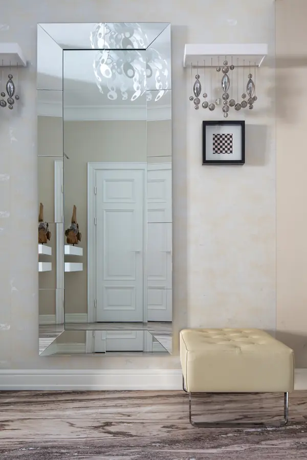 Античный минимализм - квартира на Арбате 85 м2