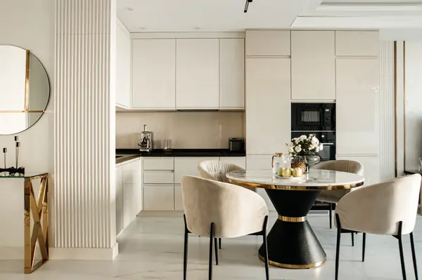 Неоклассика в нюдовых тонах