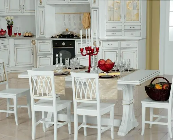 Британика белая