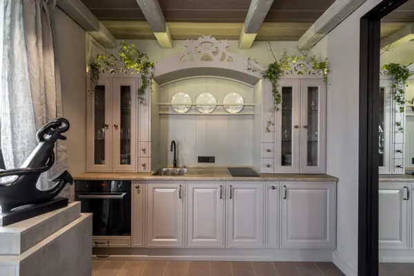 Кухня гостиная с камином