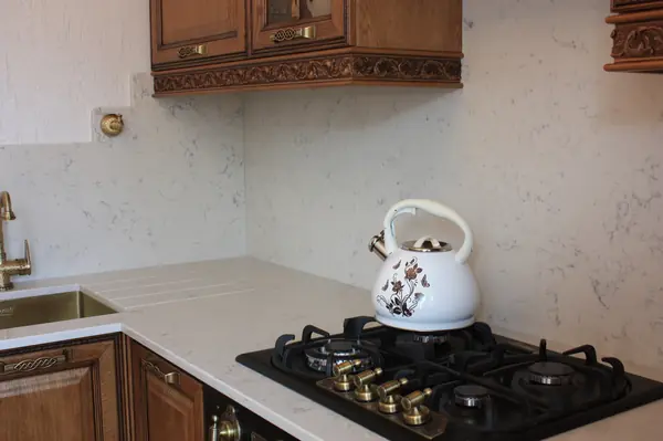 Столешница и стеновая панель из кварцевого композита Avant