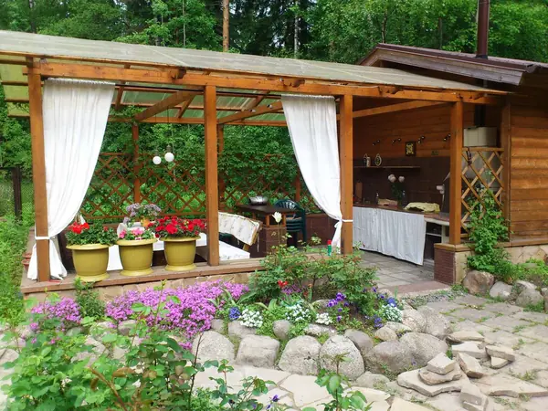 Ландшафт в природном стиле