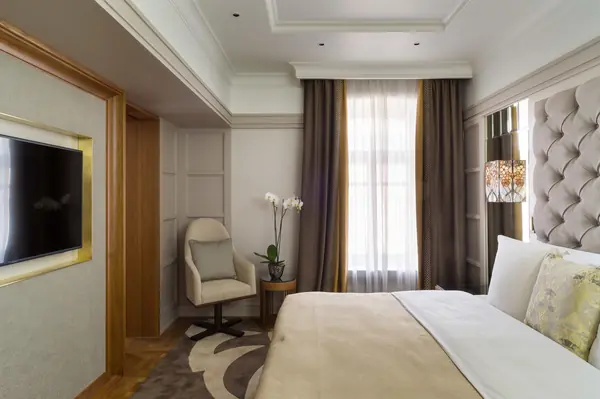 Реконструкция исторических номеров отеля Метрополь