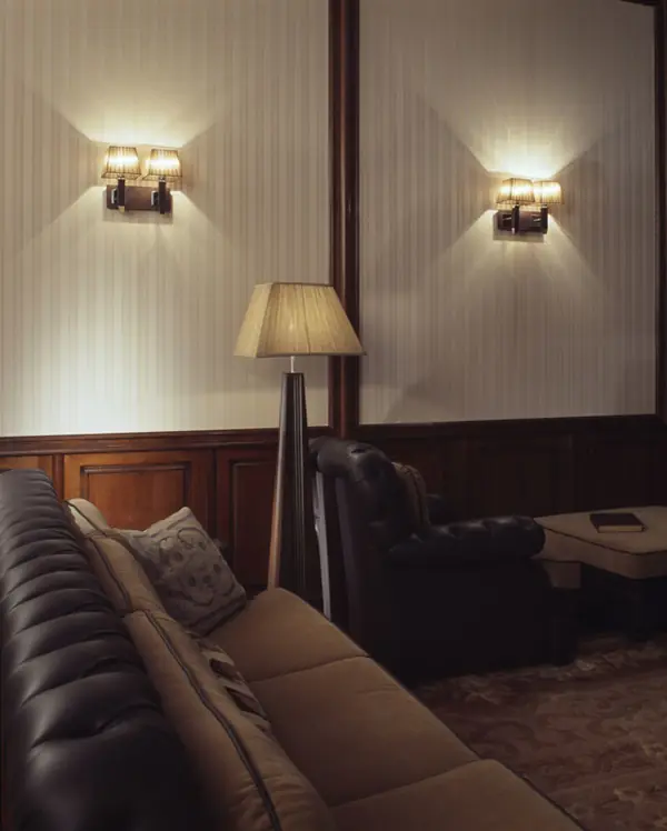 Трехэтажный дом в классическом стиле