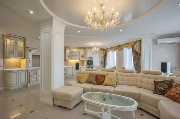 ROCK в окружении классики