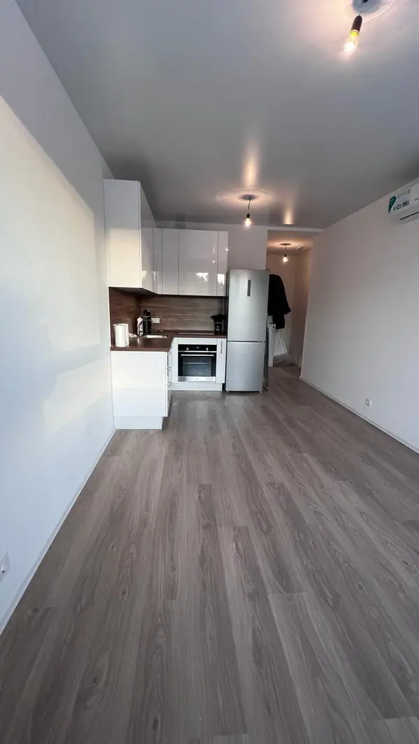 Редизайн интерьера студии с ремонтом от застройщика.