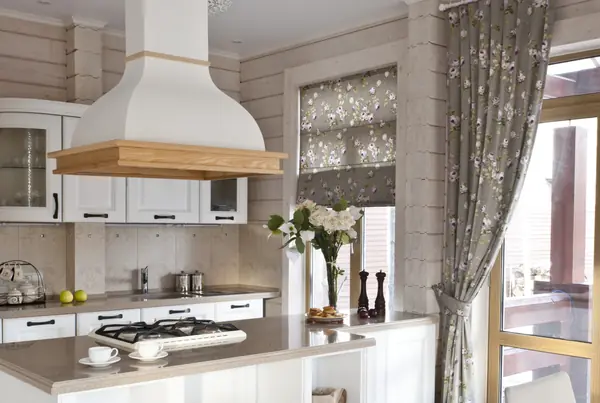 Легкость бытия. Дом в Ватутинках.