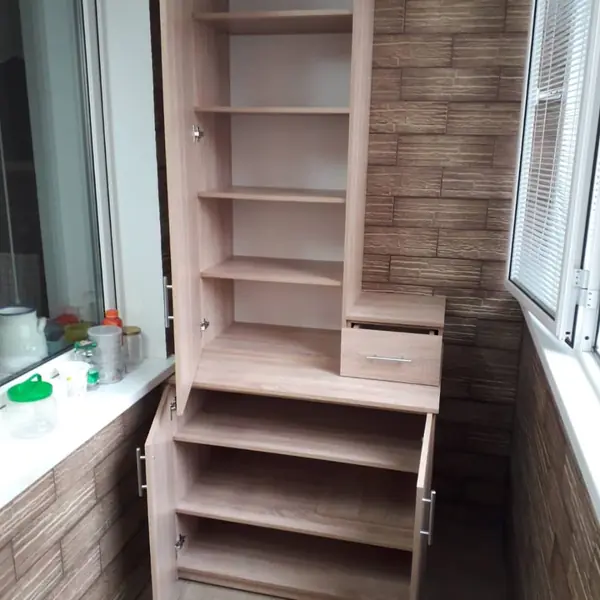 Шкаф на балкон