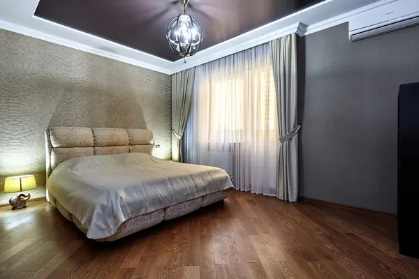 060 Квартира