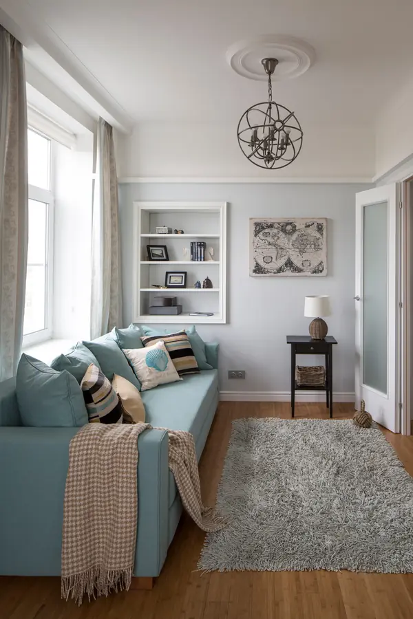 Девушка с веслом