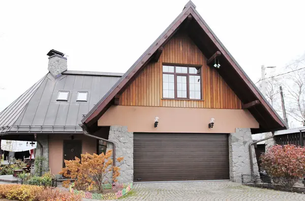 High house whith pool