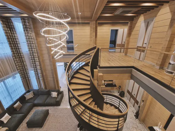 Двухсветная гостиная