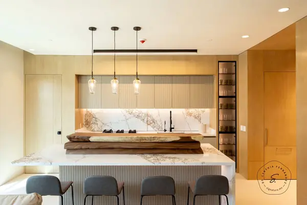 Функциональная кухня с Pantheon от Quantra Quartz