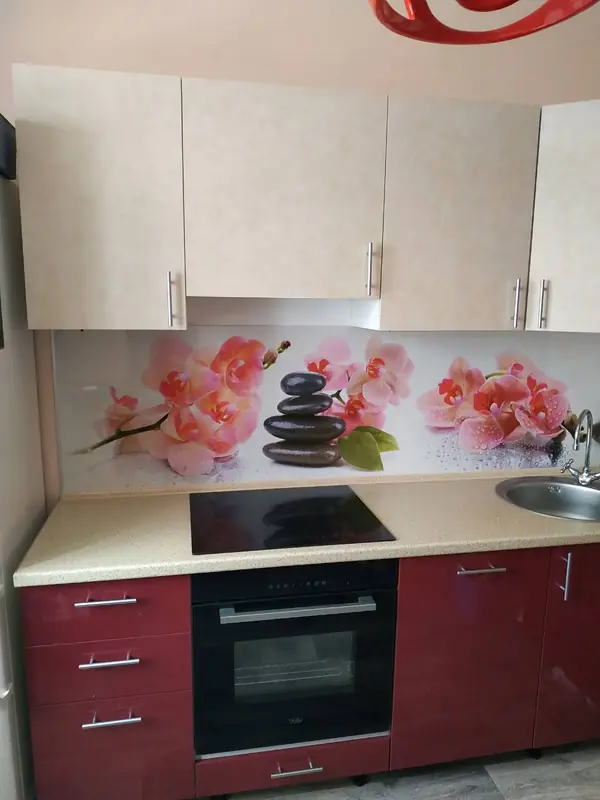 Красная кухня на заказ