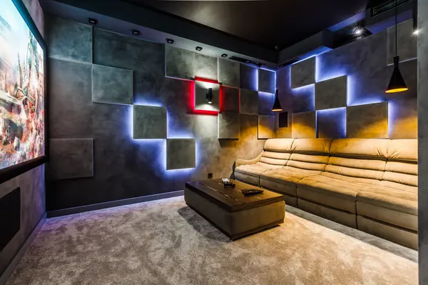 В греческом зале