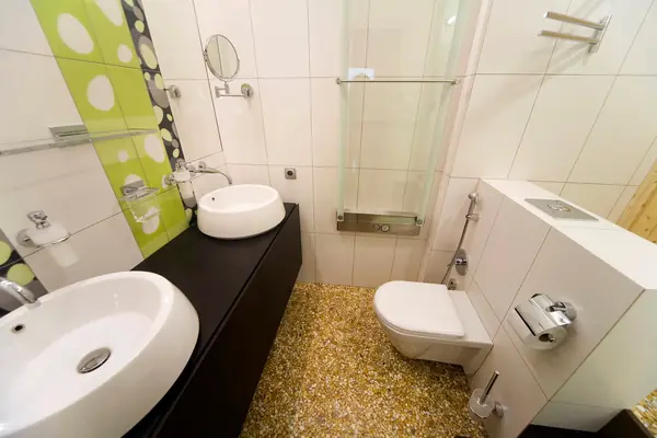 Жилая квартира. г. Киев. "Игра контрастов"