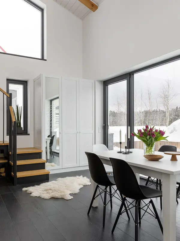 ЗАГОРОДНЫЙ ДОМ В ПОСЕЛКЕ «ОСТРОВ»