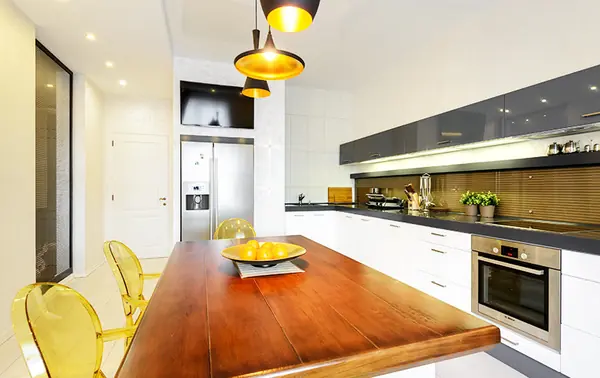 Проект "Диско-монохром"